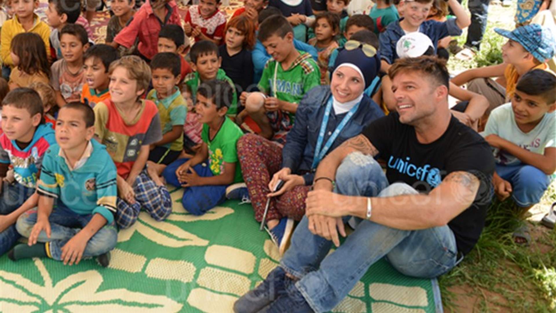 ريكي مارتن زار لبنان... ومخيمات اللاجئين في البقاع هدف الزيارة