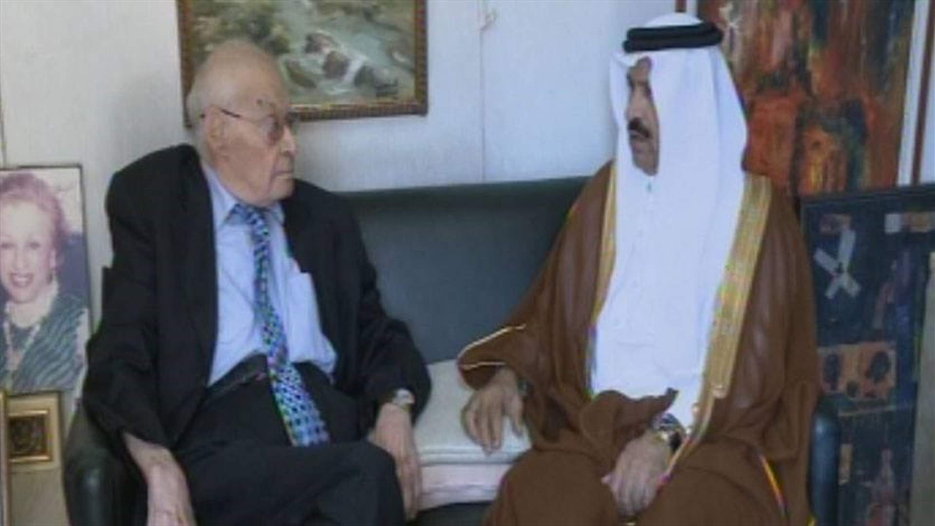 الحص عرض الأوضاع مع السفير السعودي