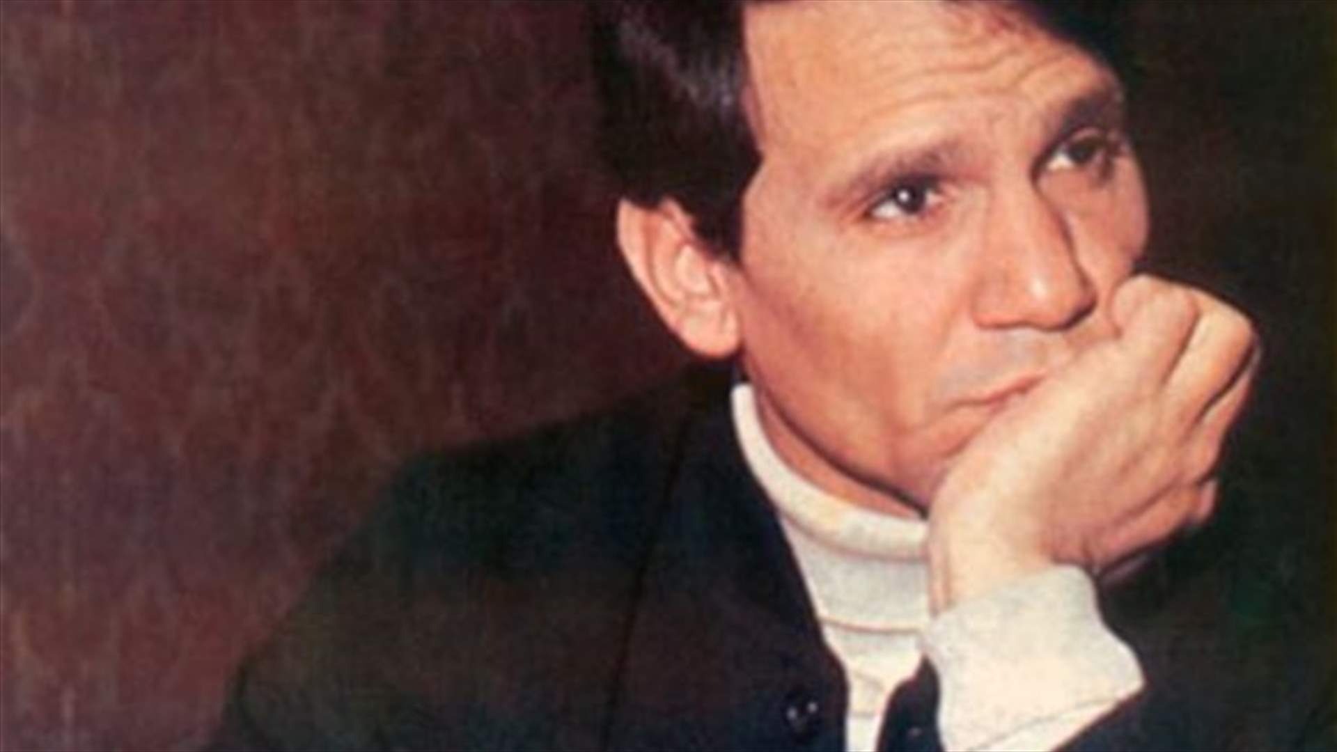 كيف تحوّلت أغنية عبد الحليم حافظ إلى إعلان للملابس الداخليّة؟