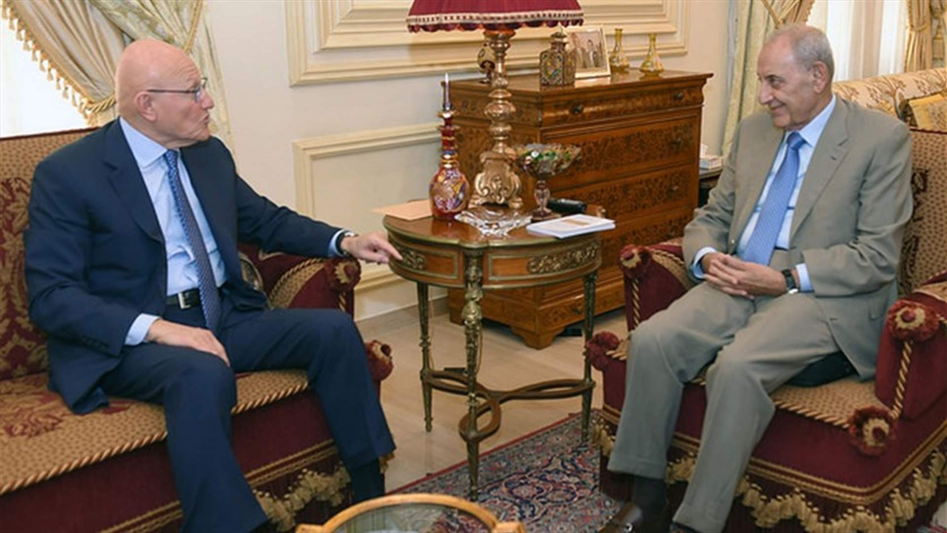 ماذ جرى في لقاء الساعة ونصف الساعة بين سلام وبري؟