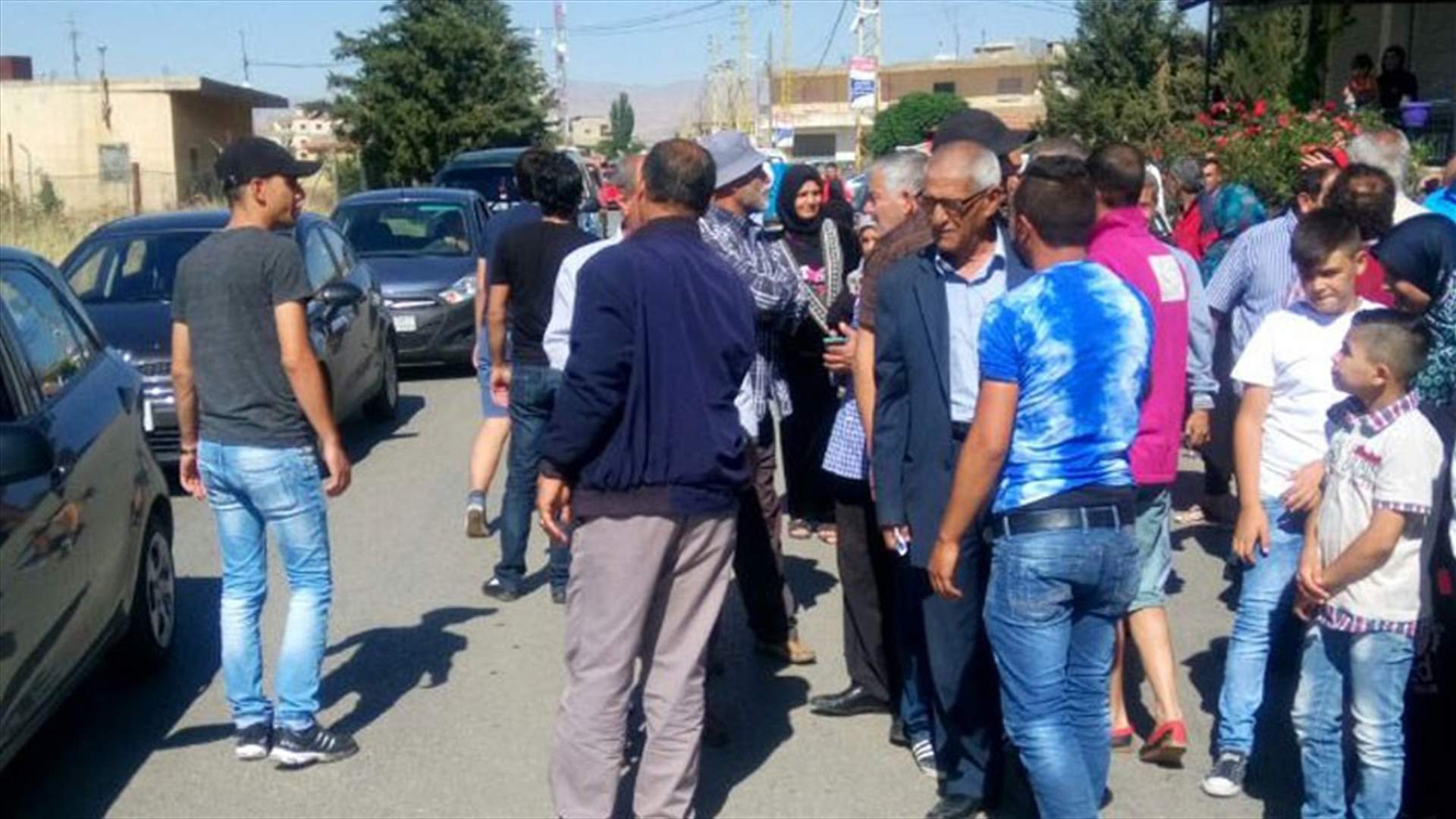 قطع طريق حوش الرافقة احتجاجا على تلوث الليطاني