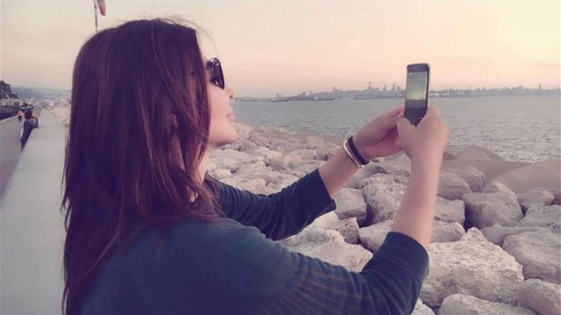 كيف ردّت إليسا على من إتهمها بتأييد التطبيع مع إسرائيل؟
