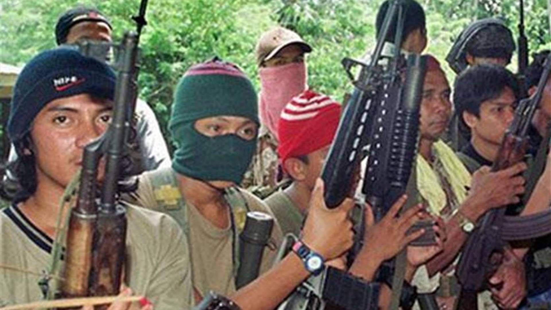 الفيليبين تؤكد ان جماعة ابو سياف قتلت رهينة كندي بقطع رأسه