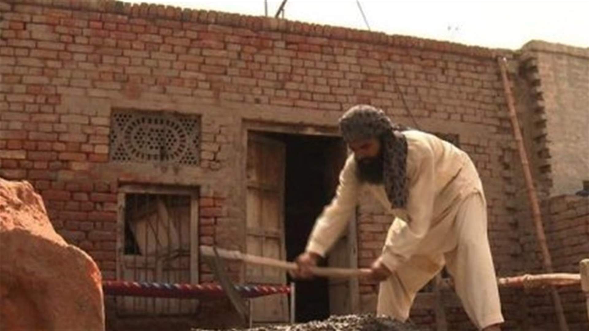 مسلمون يجمعون التبرعات... لبناء كنيسة