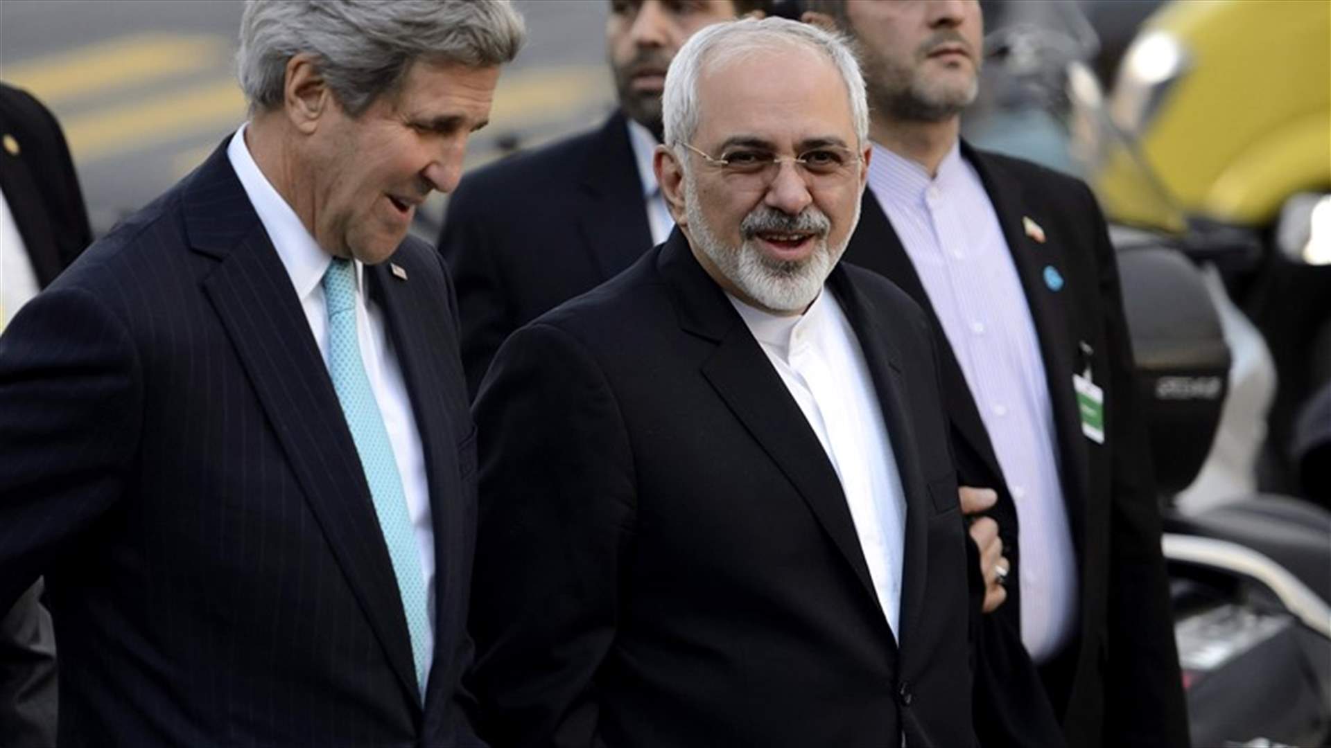 Kerry and Iran&#39;s Zarif discuss ways to renew Syrian truce, deliver aid