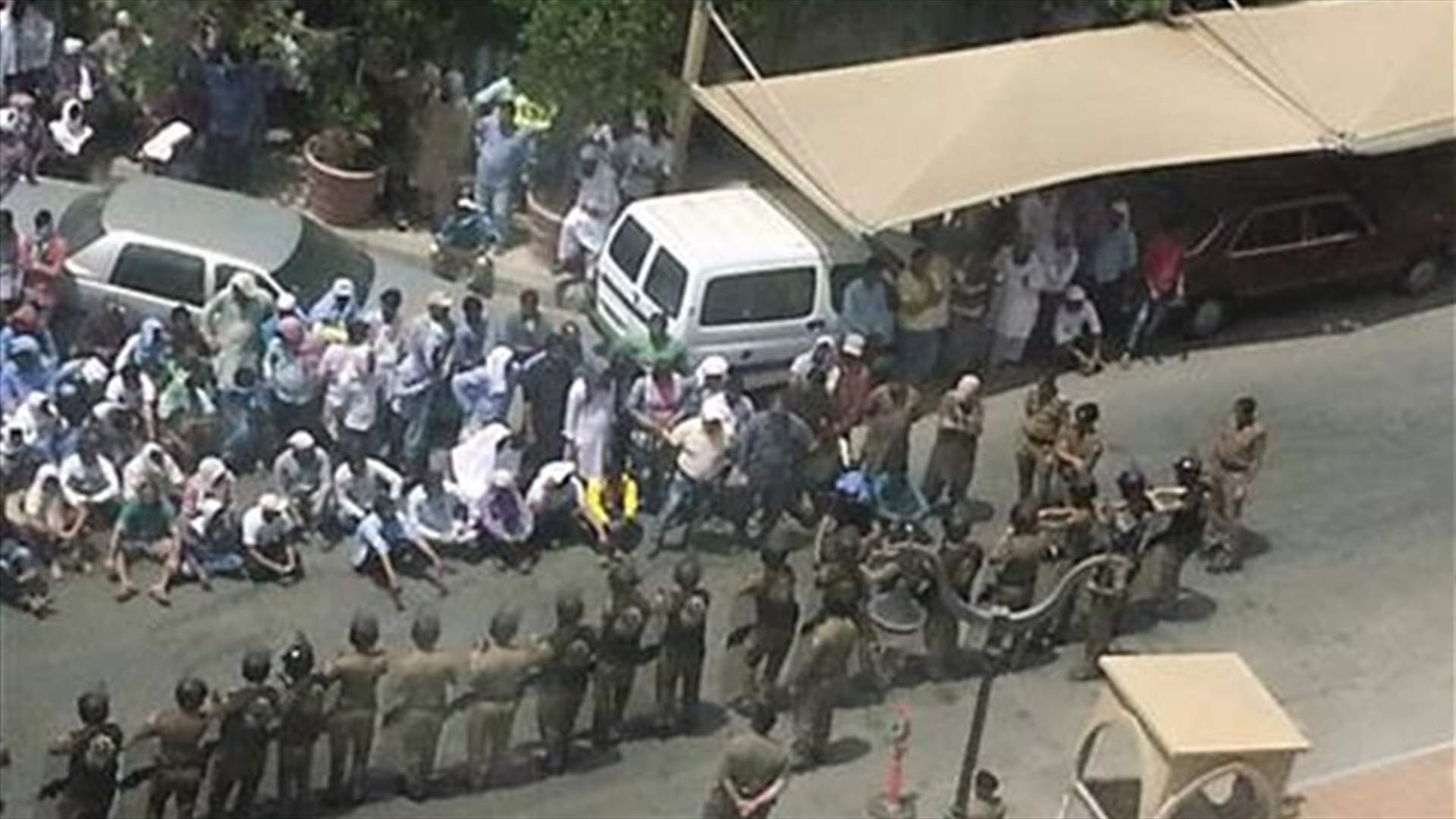 "السفير": امبراطورية الحريري تنهار.. والسعودية تتفرج