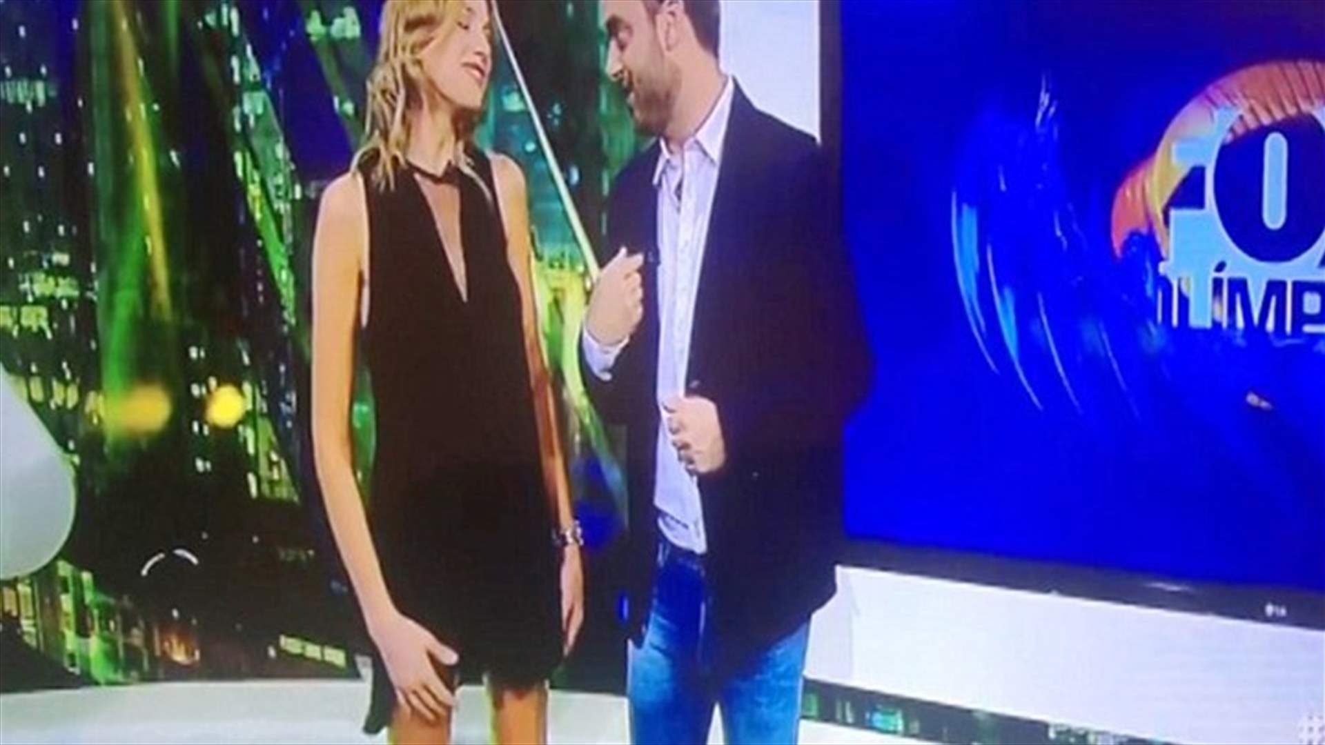 بالفيديو: مراسلة بموقفٍ لا تُحسد عليه مباشرة على الهواء