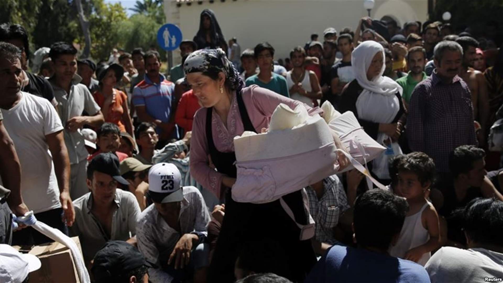 Countries must do more to help Greece with migrant crisis - UN chief