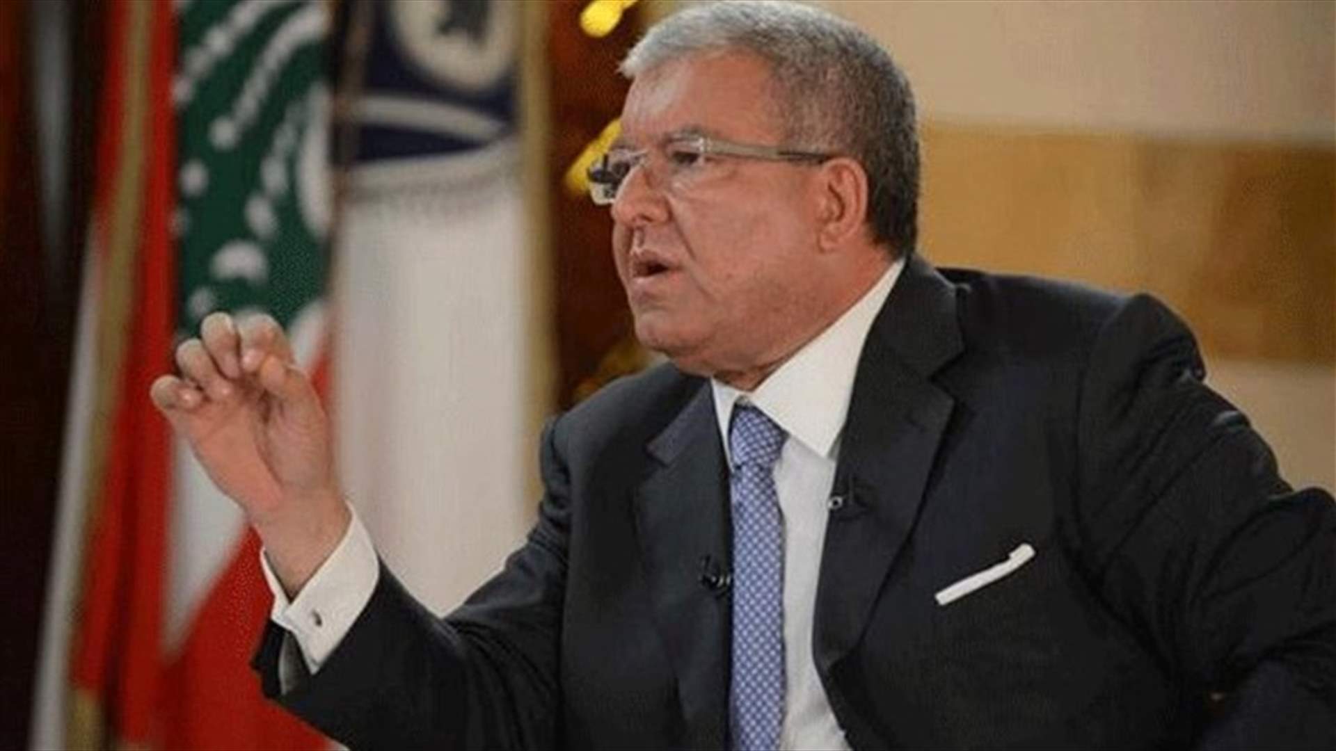 بين المشنوق ويسرا... تغريدات وإشادات