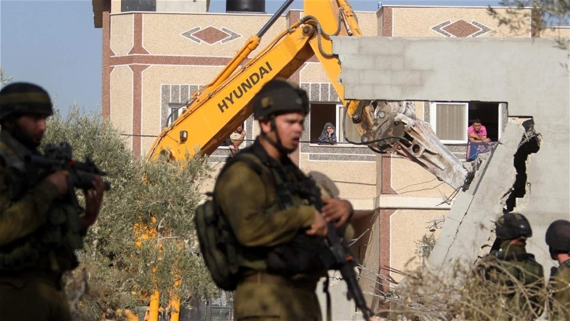الجيش الإسرائيلي يهدم منزل فلسطيني قتل سائحا أميركيا طعنا 