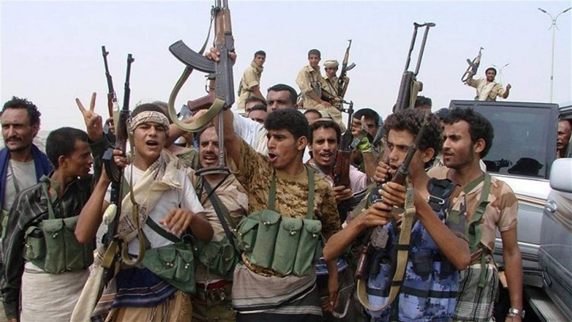 المتمردون اليمنيون يقتربون من قاعدة العند الجوية الاستراتيجية 