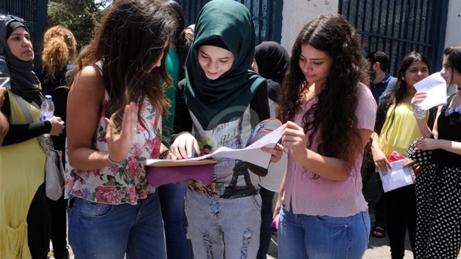 أرقام الناجحين في الشهادة المتوسطة 