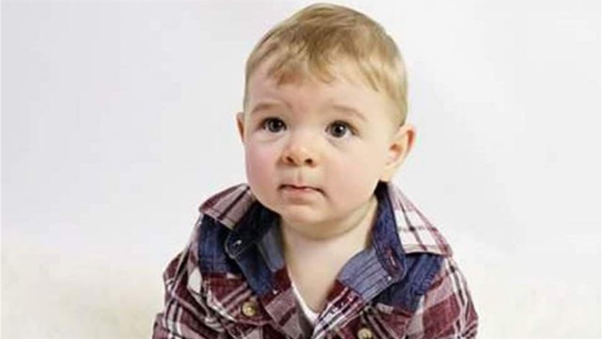 ضرب ابن حبيبته حتى الموت... والوالدة تُدافع عنه!