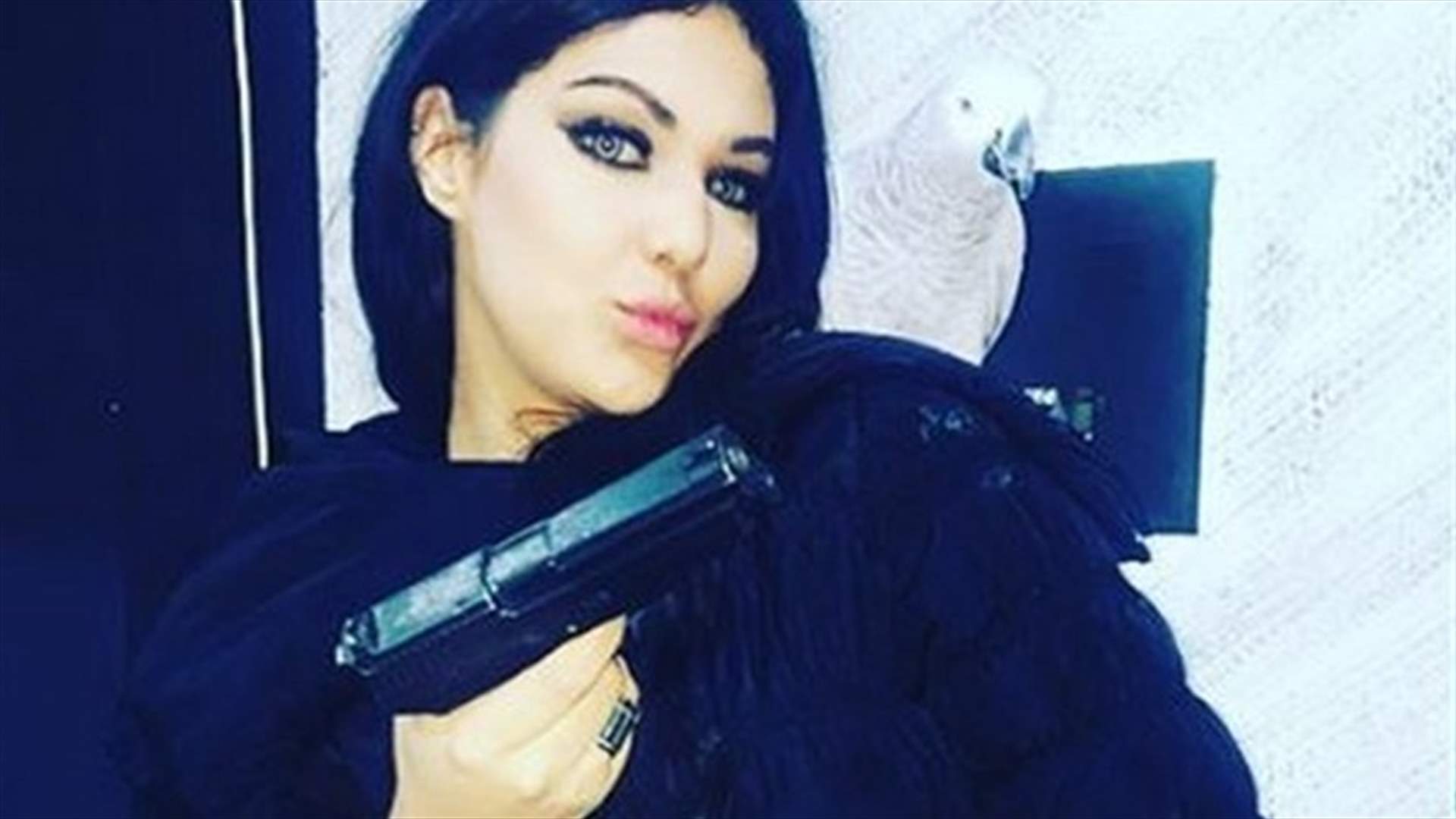 بالفيديو: نجمة ستار أكاديمي متّهمة بضرب رجل وتحطيم سيارته