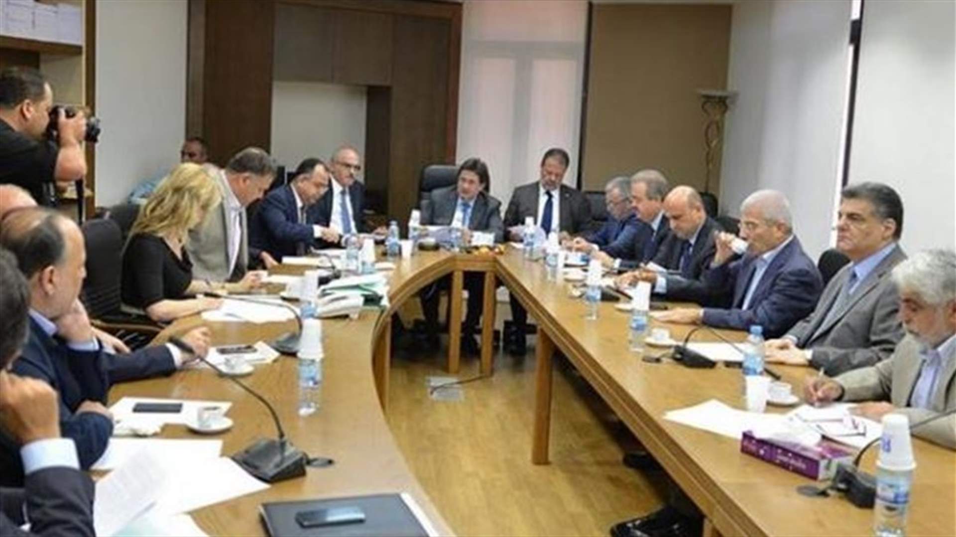ارجاء جلسة المال والموازنة الى موعد يحدد لاحقا