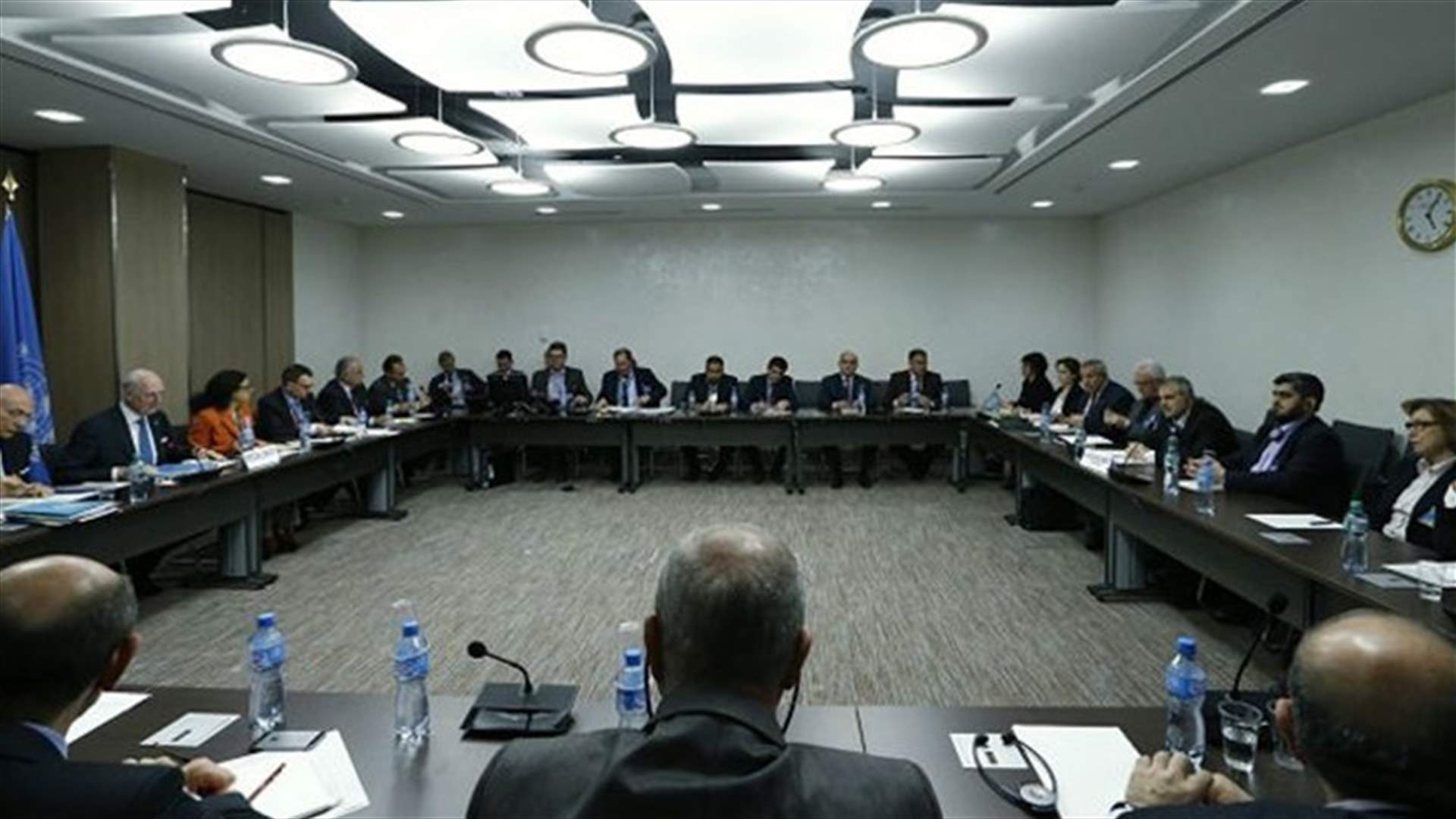 24 Syrian civilian groups threaten to pull out of peace talks