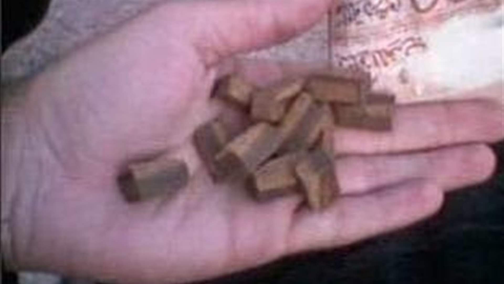 ضبط كمية من الحشيشة موضبة داخل علب عصير في سجن القبة