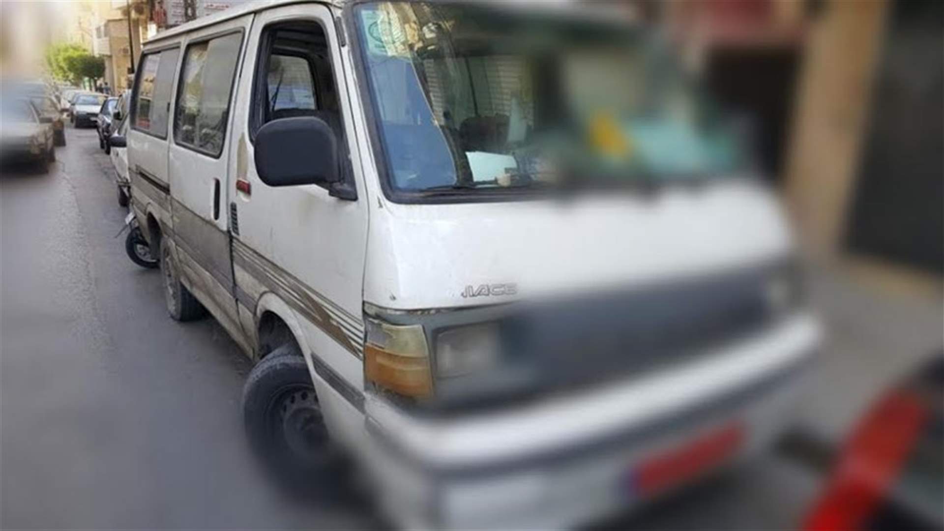 بالصورة: توقيف شخص لنقله متسولين من صحراء شويفات وتوزيعهم في بيروت