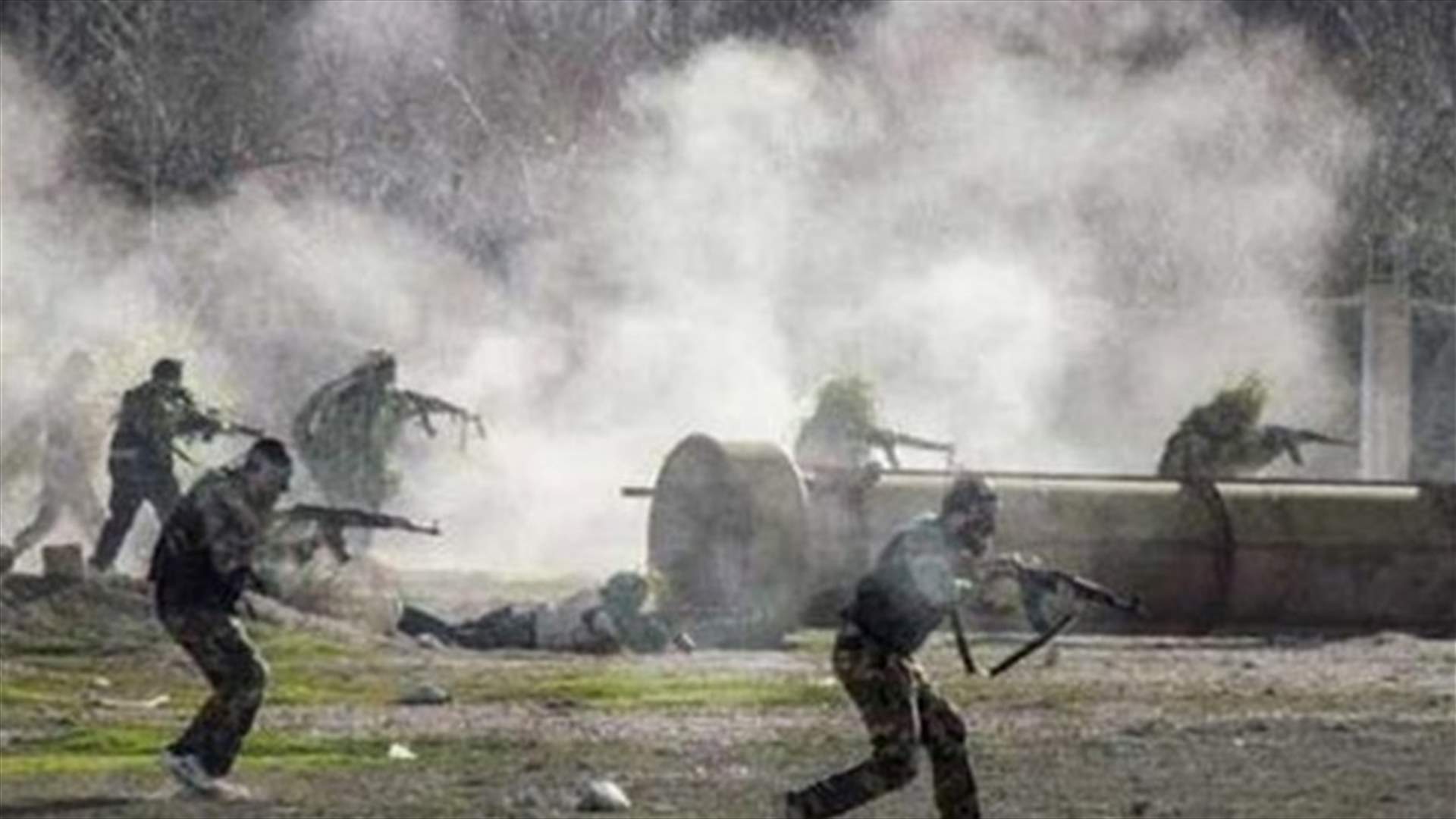 أكثر من 43 قتيلا في غارات على بلدة في ريف دمشق