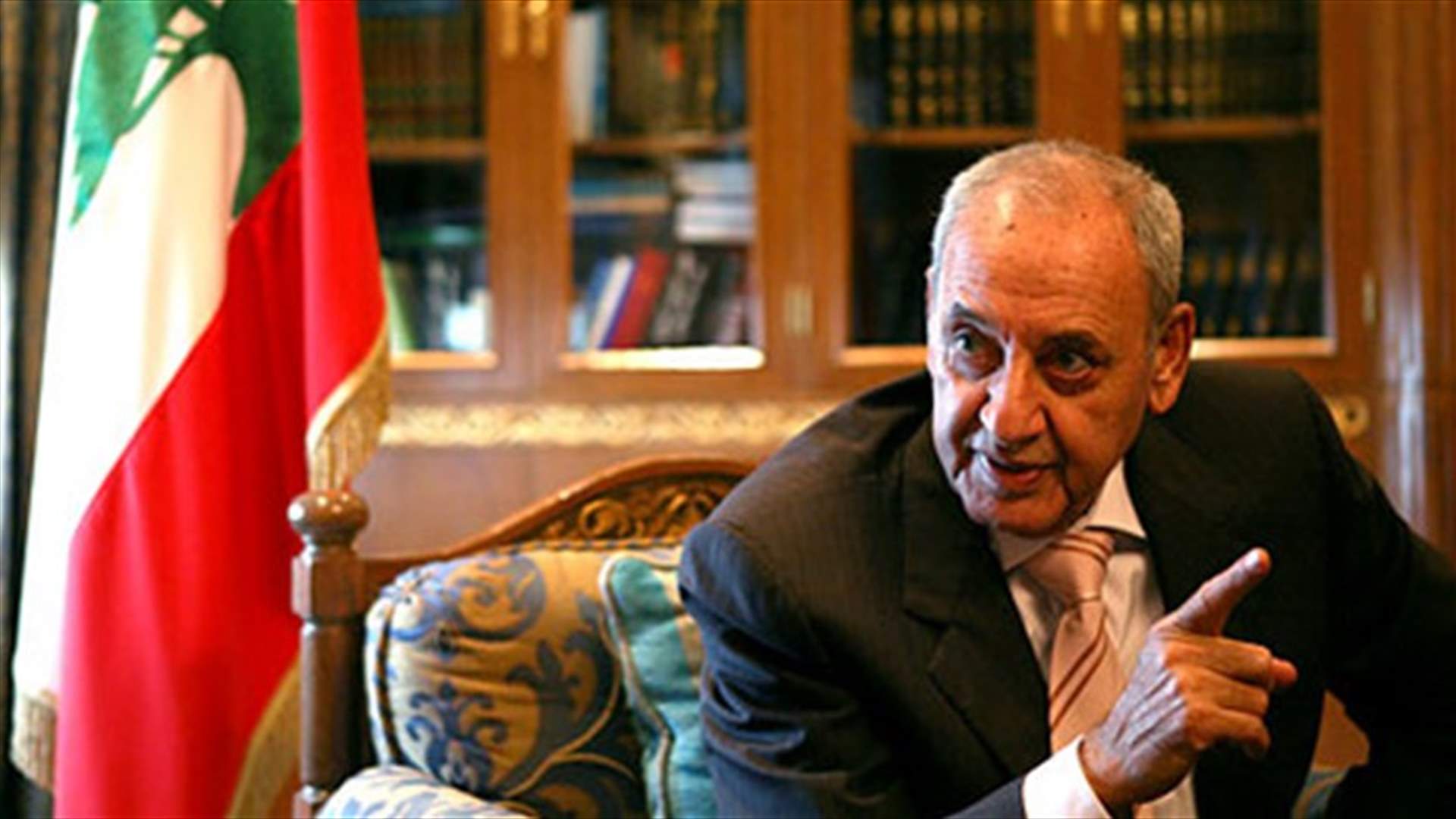 بري أمام زواره: على امل أن يتصاعد الدخان الابيض قريباً من المدخنة النفطية 