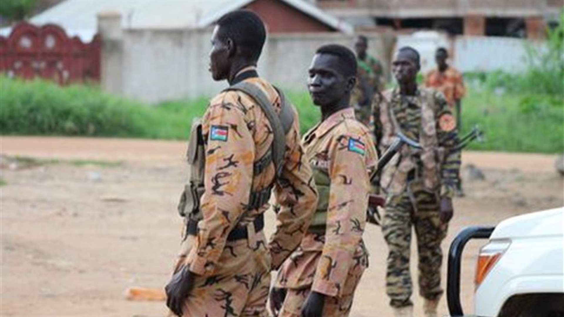 Heavy fighting in South Sudan risks return to civil war