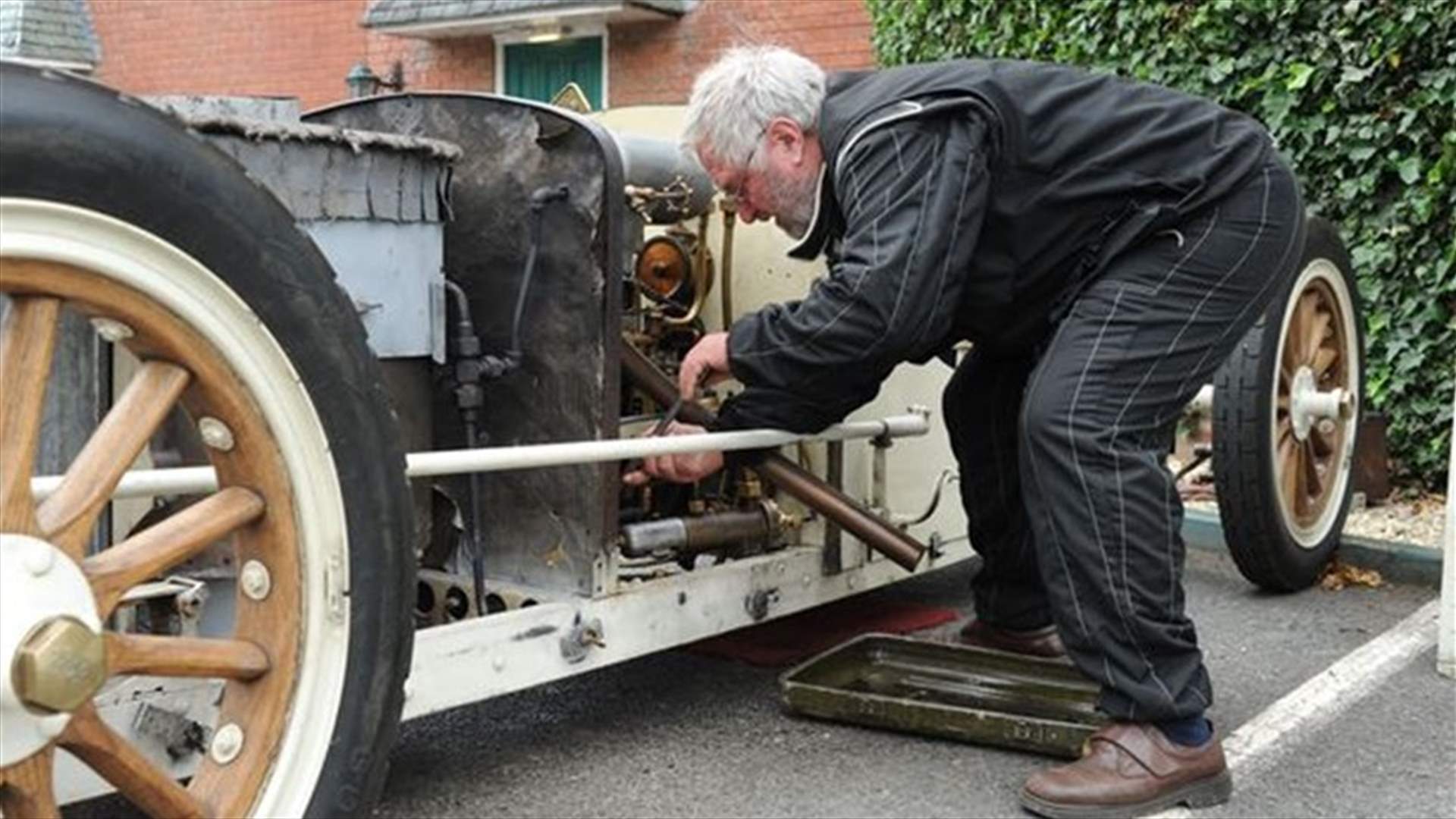 Steam-Powered Car Makes A Return To Racing After 111-Year Ban