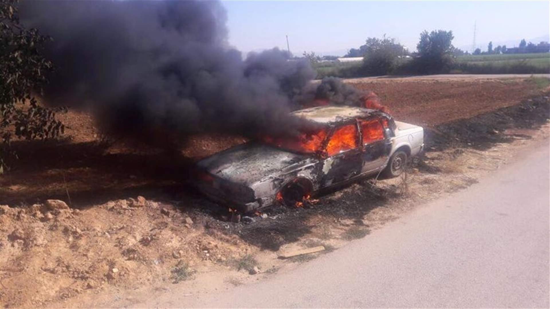 احتراق سيارة في زحلة