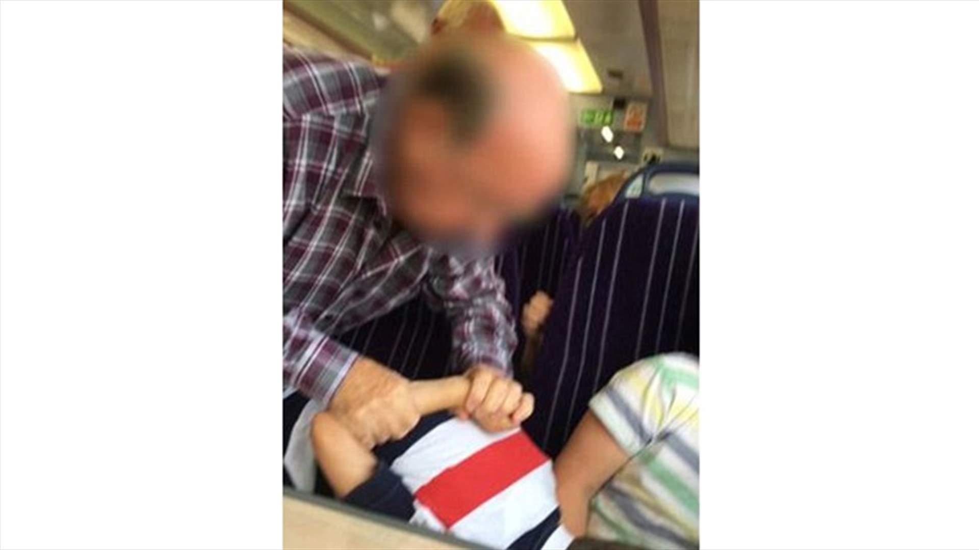 بالصور: متقاعد شنّ هجوماً حاداً على 3 شبّان... فما السبب؟