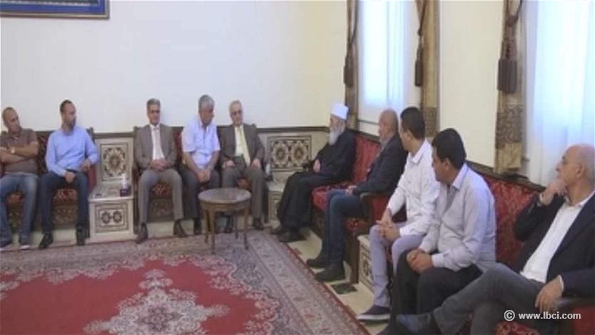 وفد من بلدة عين دارة زار الشيخ نعيم حسن 