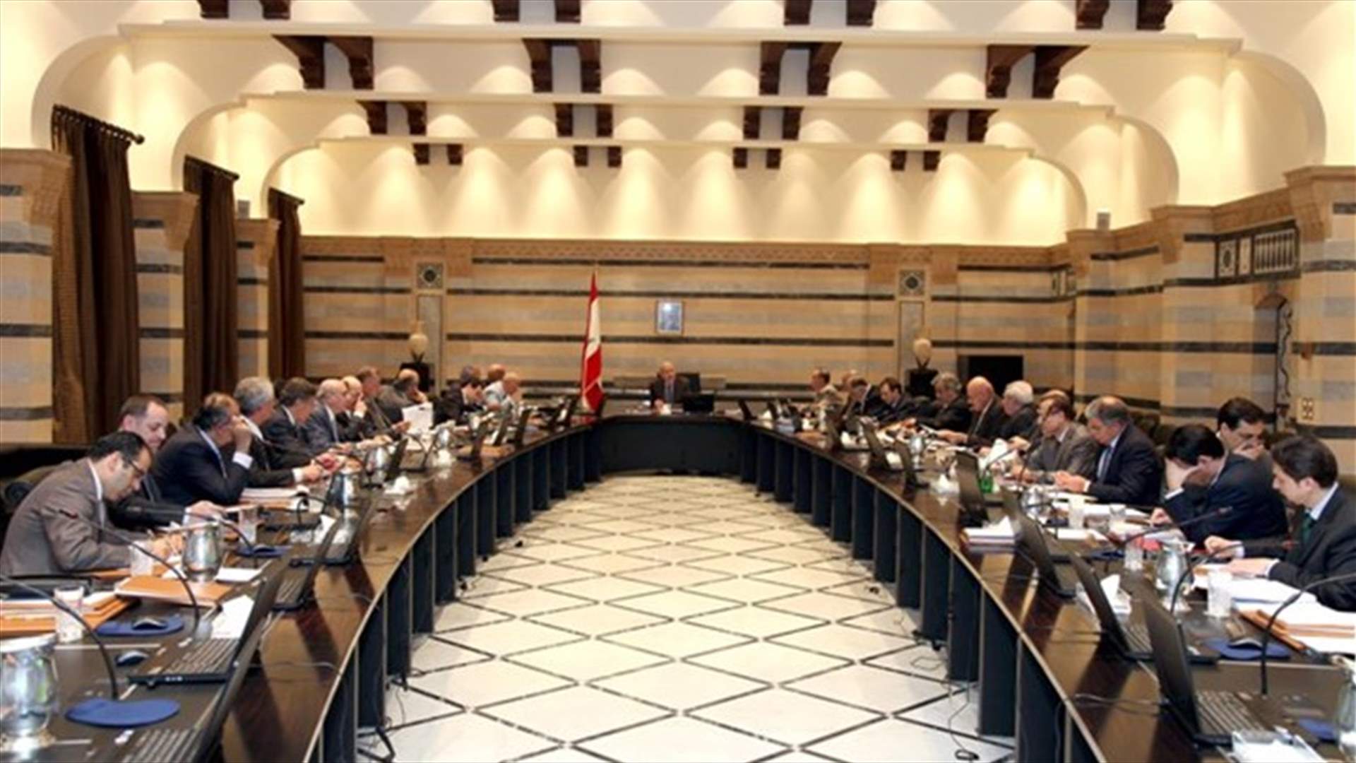 مصادر وزارية لـ"السياسة": الخلاف على أشده بين حرب و باسيل وبو صعب 