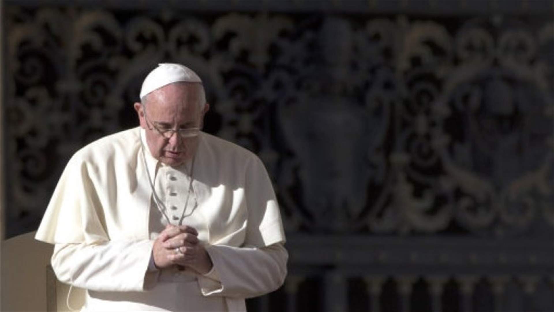 Pope says attacks shows &quot;world is at war&quot;, religion not to blame
