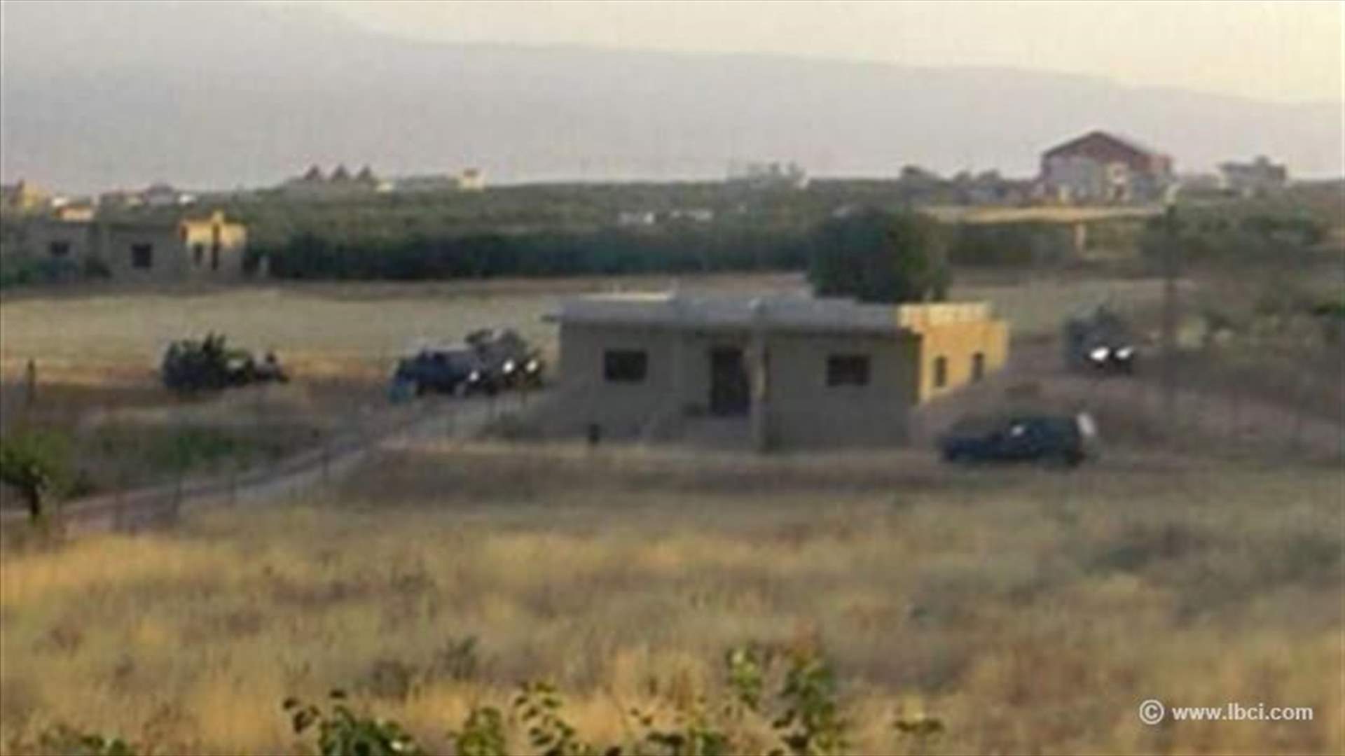 [PHOTOS] Lebanese army carries out raids in Britel 