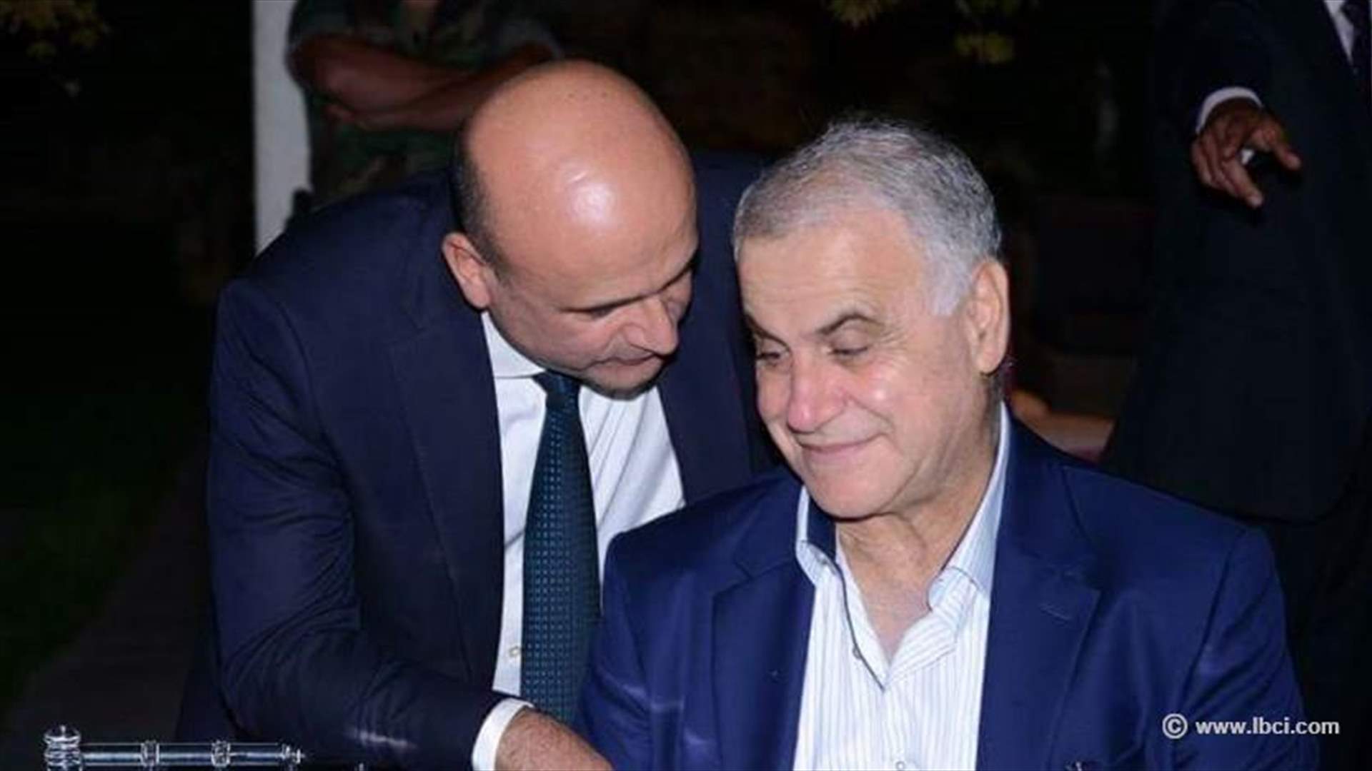 ماذا قال النائب سيمون ابي رميا لقائد الجيش ؟ 