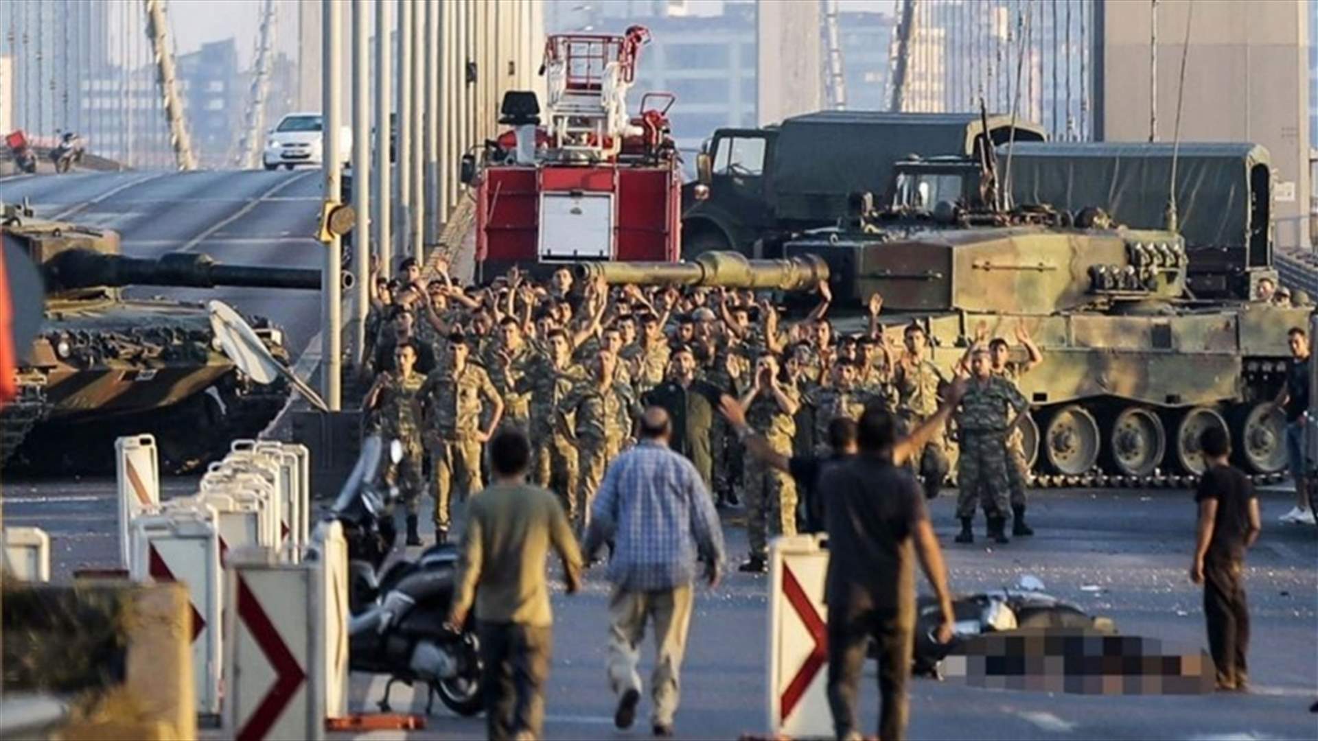 Turkey culls nearly 1,400 from army, overhauls top military council