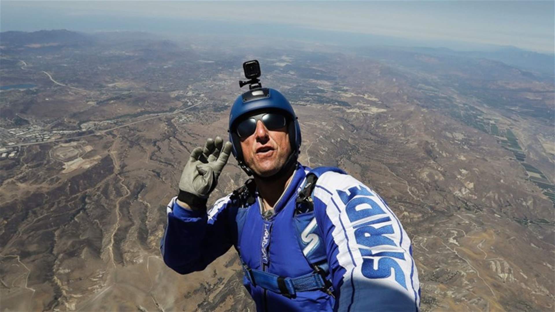 [VIDEO] Daredevil Completes First Of Its Kind Jump Without A Parachute