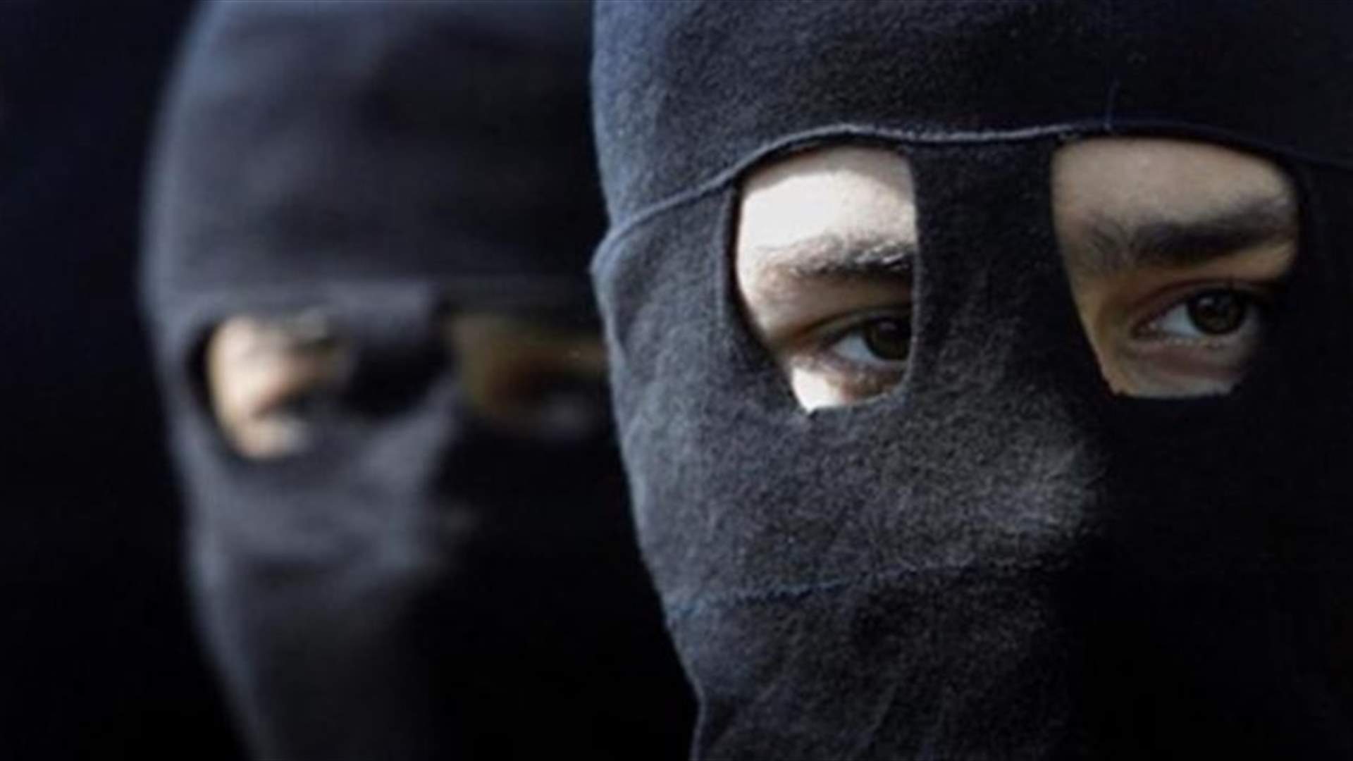 عملية سطو في كفرحبو... ضحيتها 4 شبان