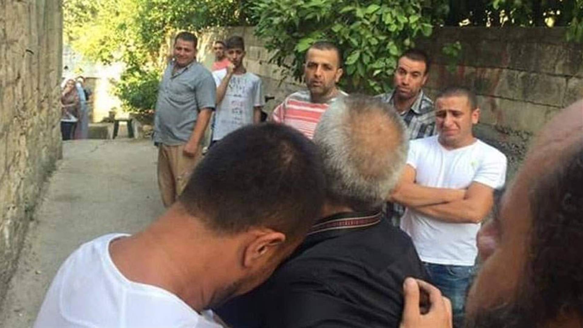 بالصورة - عندما تفرض الإنسانية نفسها في عكار... أب يسامح "قاتل" ابنه 