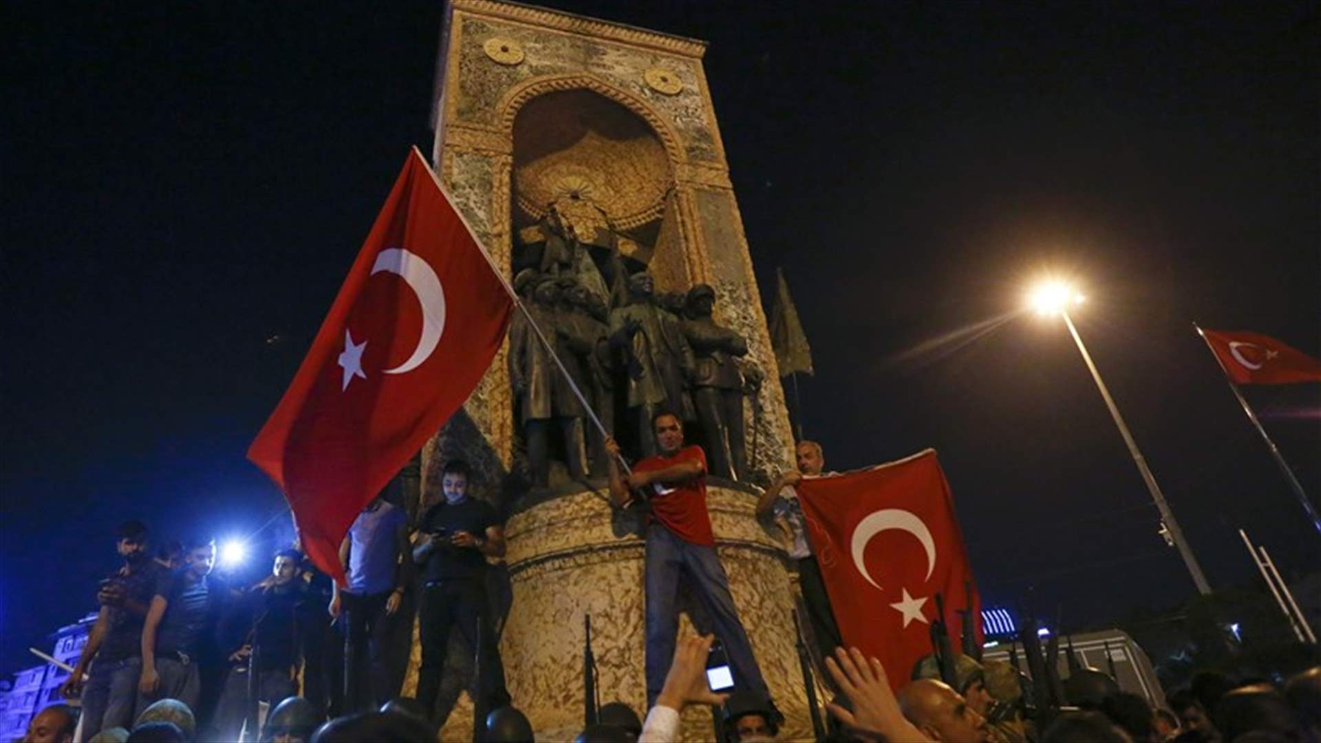 بعد أسبوعين على الانقلاب التركي... توقيف 11 عسكريا داهموا فندق كان أردوغان فيه