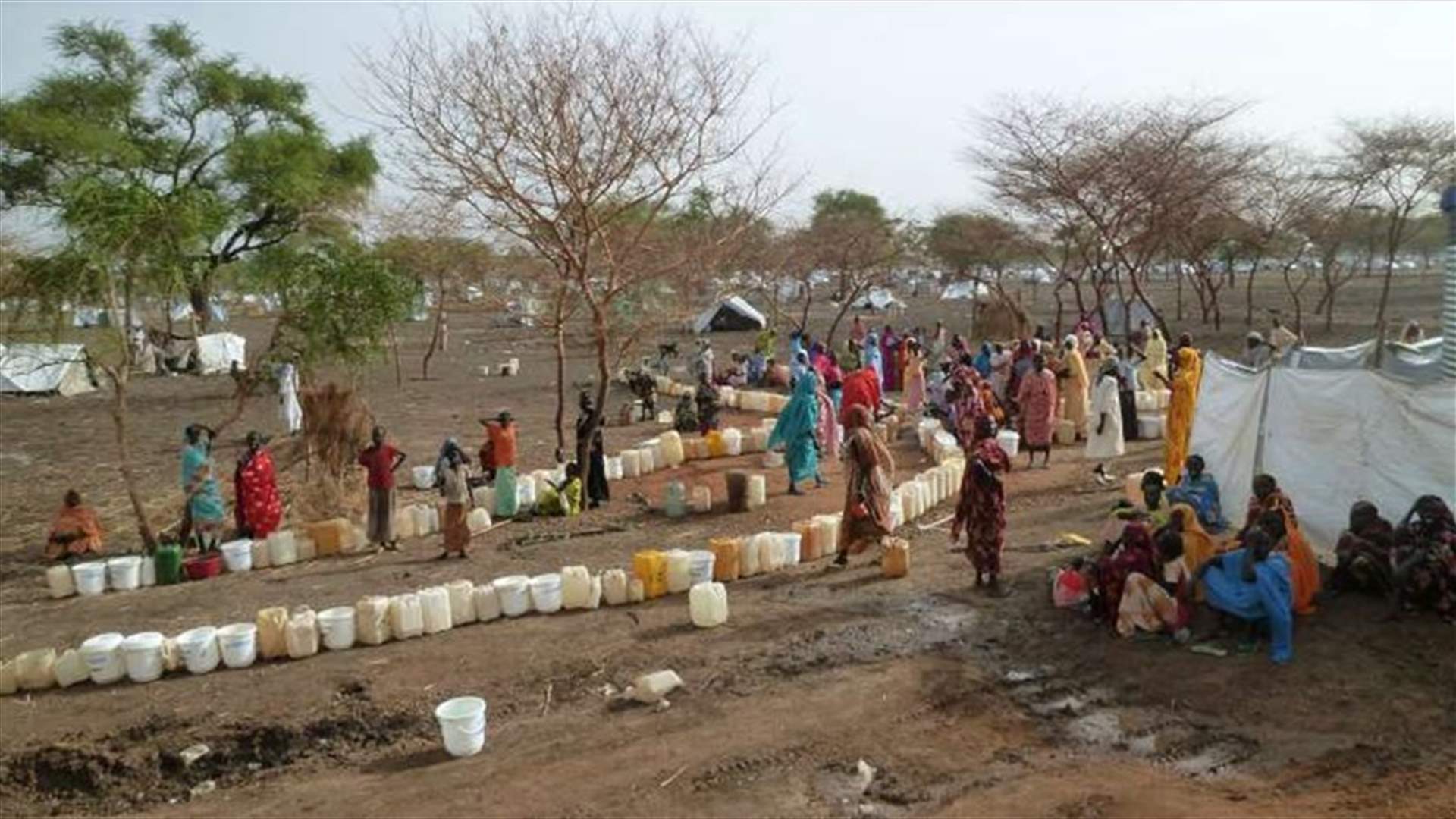 لاجئون من جنوب السودان يفرون من العنف ويتحدثون عن نهب وقتل