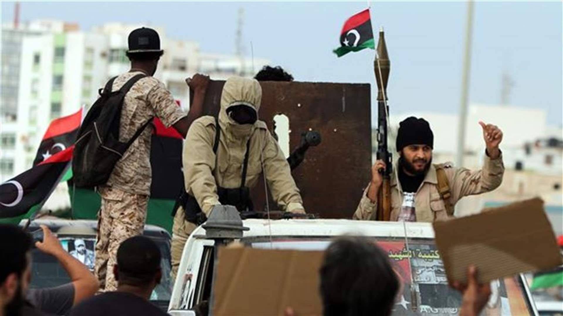 Libyan forces wary of Islamic State redoubt despite U.S. support