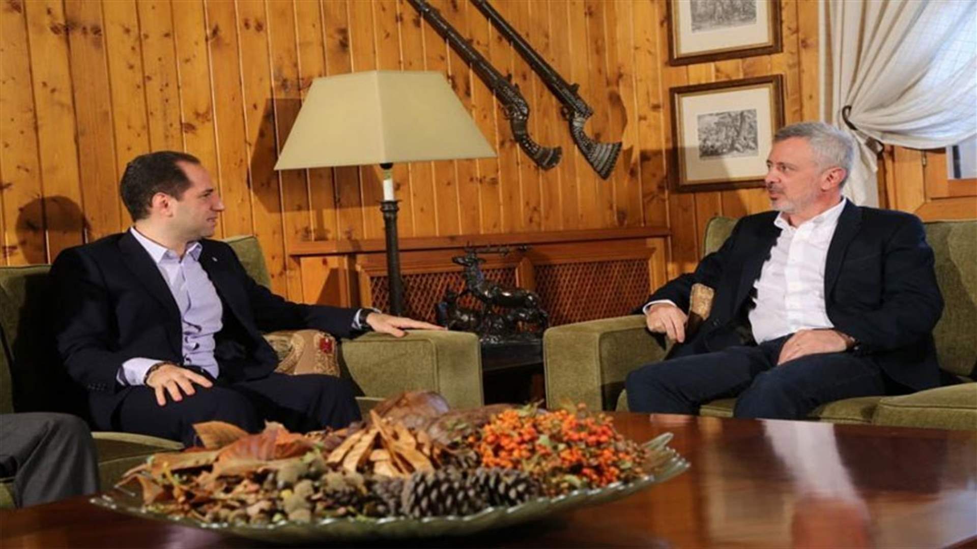 Gemayel and Frangieh meet in Bnachi