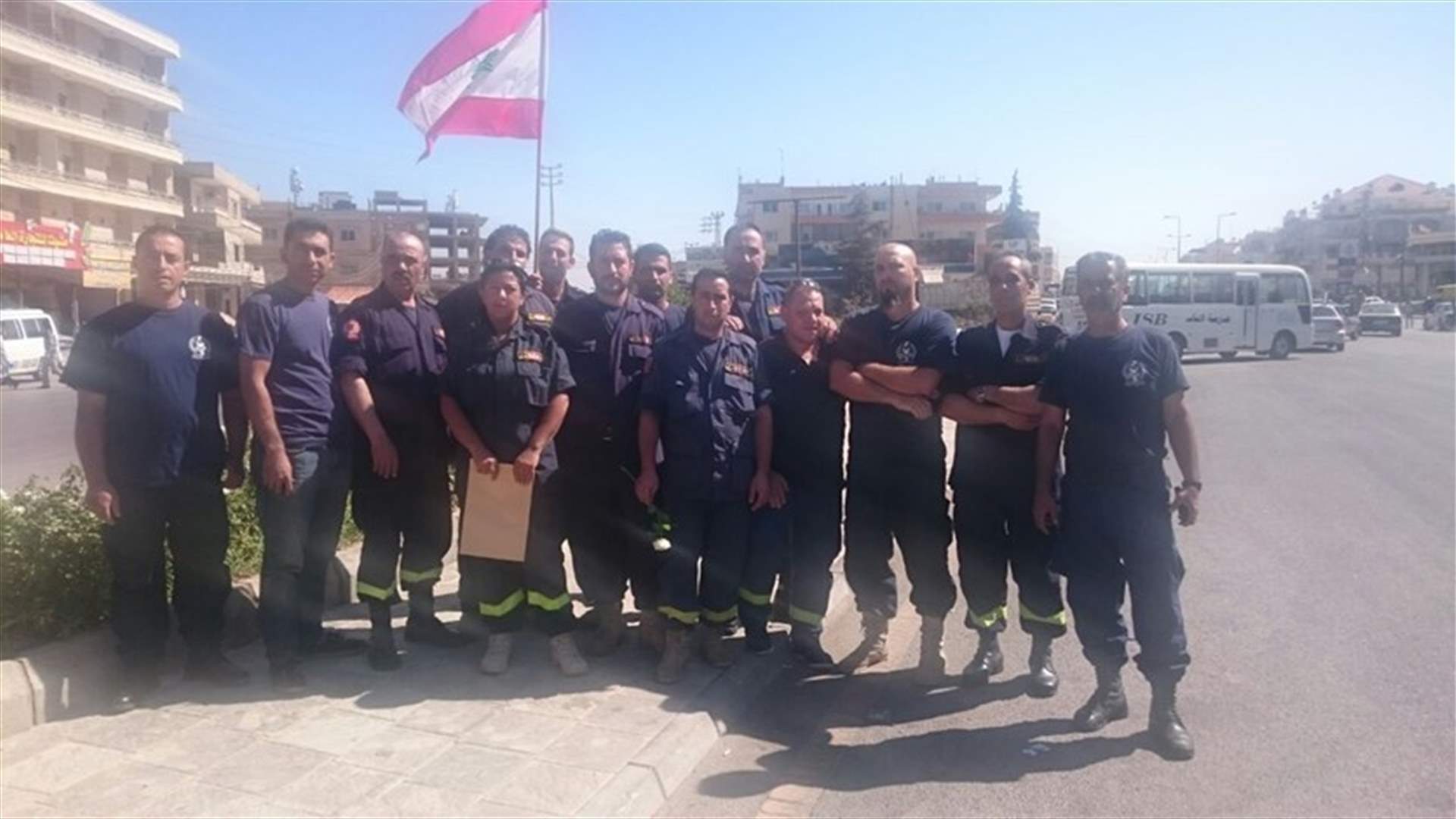Civil Defense volunteers hold protest in Baalbek 