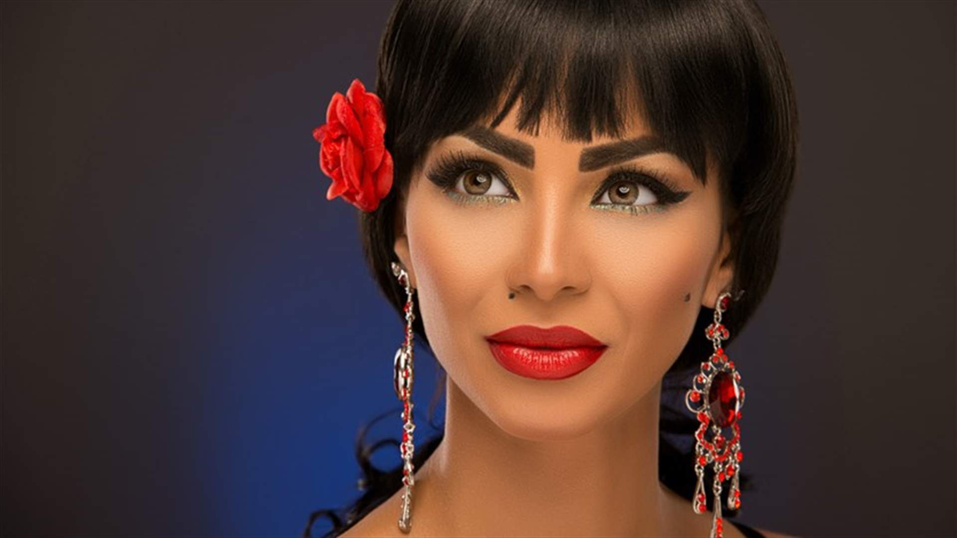 النجمة دوللي شاهين تعتزل الفن وتعود الى الكنيسة...