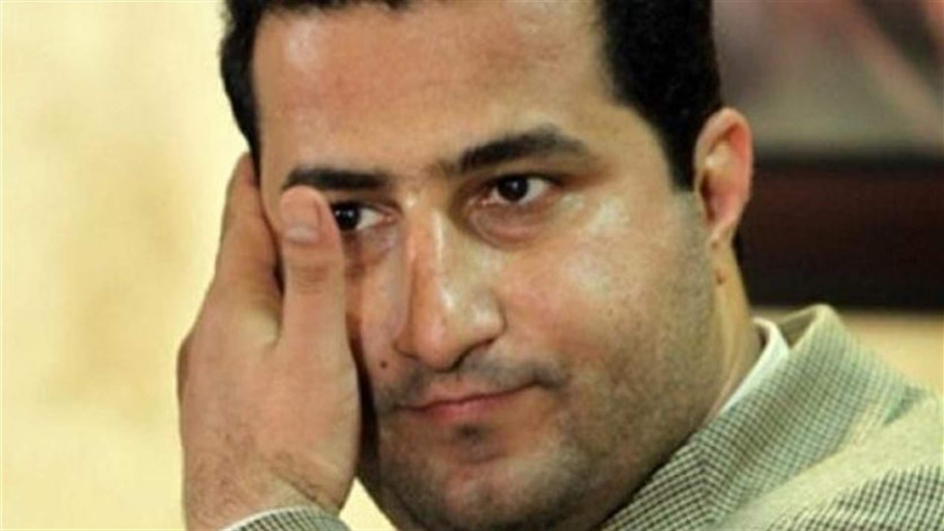 بعد نحو أسبوع على اعدامه..والدة شاهرام أميري تخرج عن صمتها