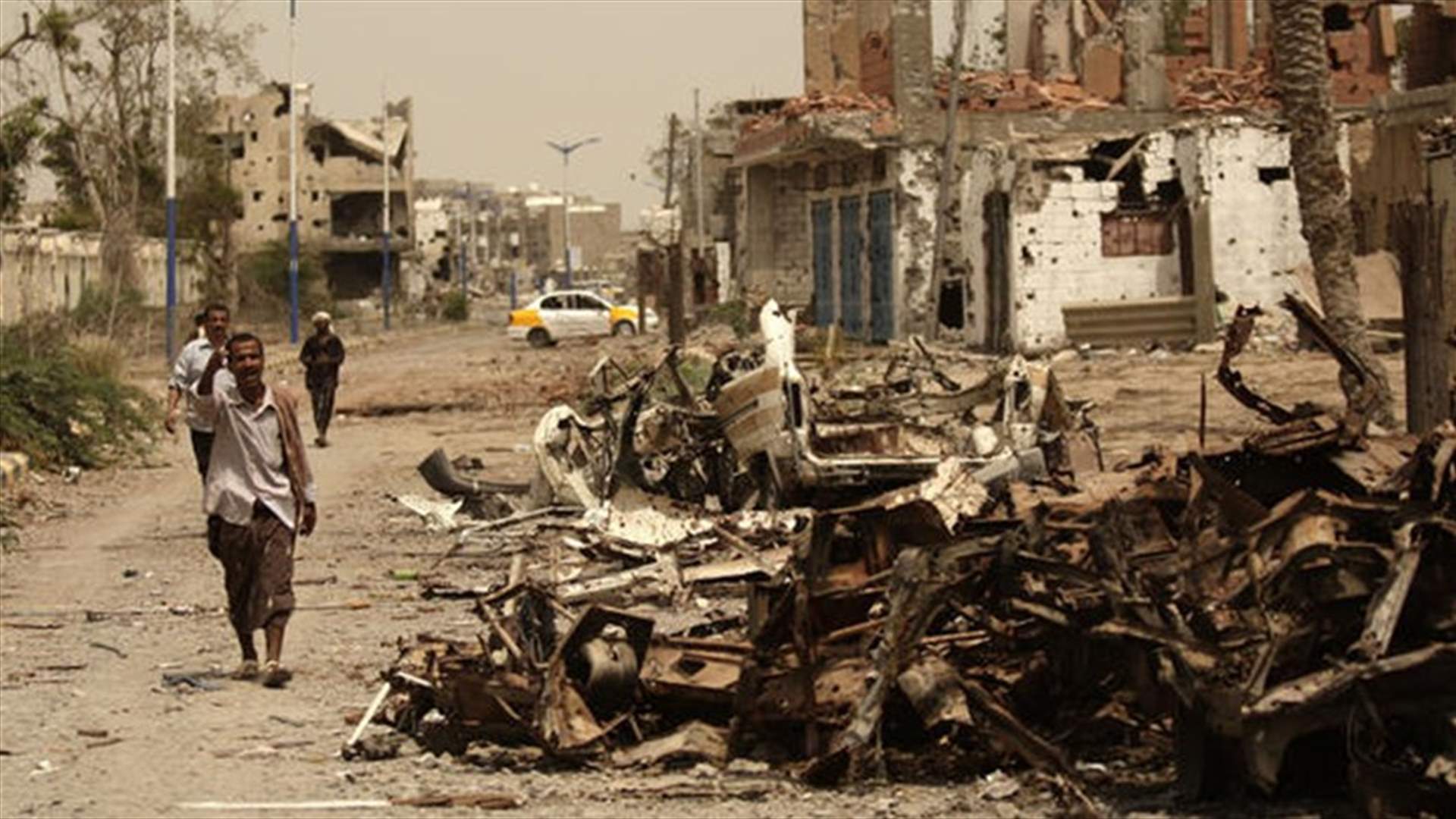 Yemeni army kicks out al Qaeda from eastern Yemeni city- residents