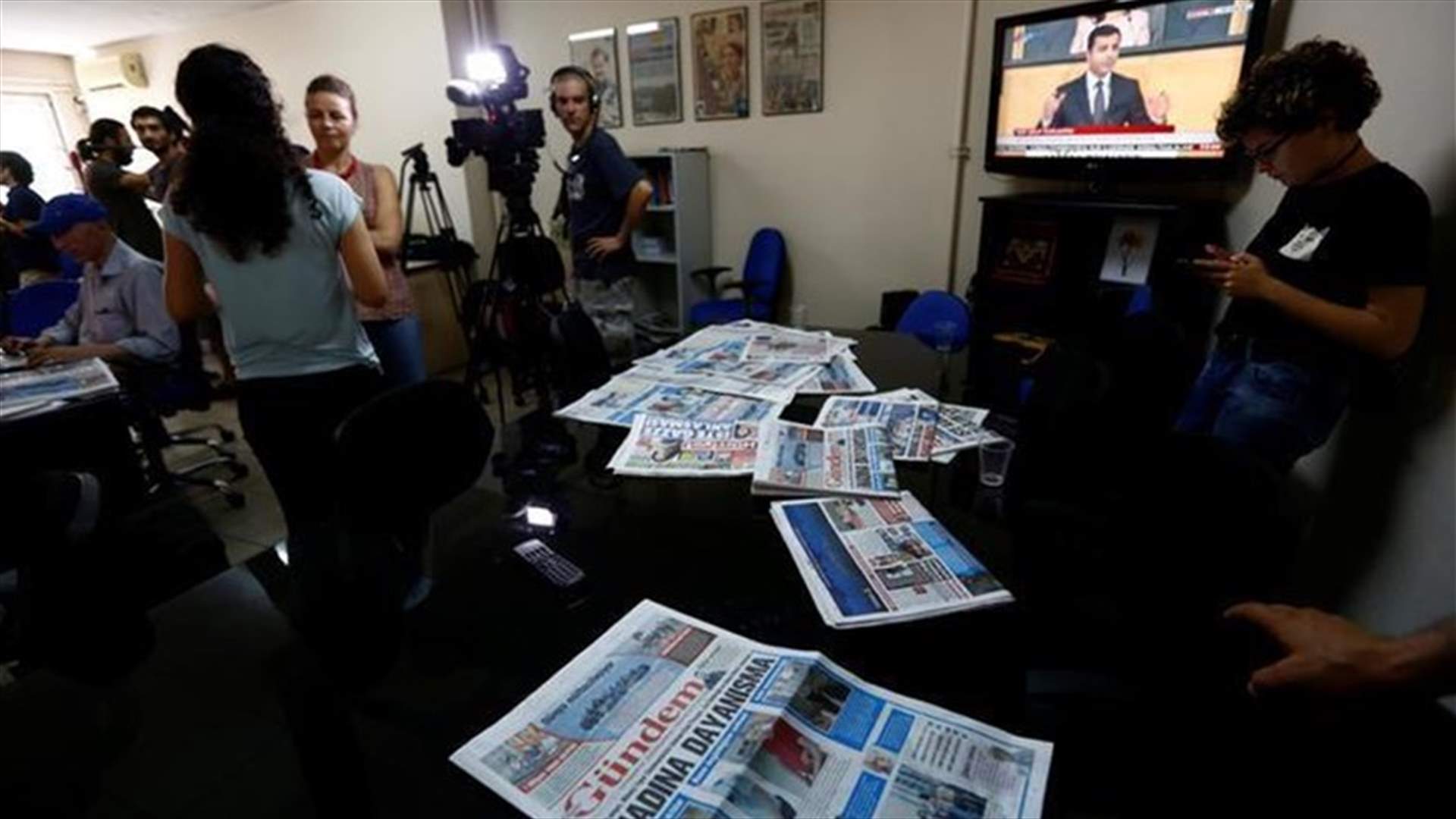 Turkish court orders closure of pro-Kurdish newspaper Ozgur Gundem