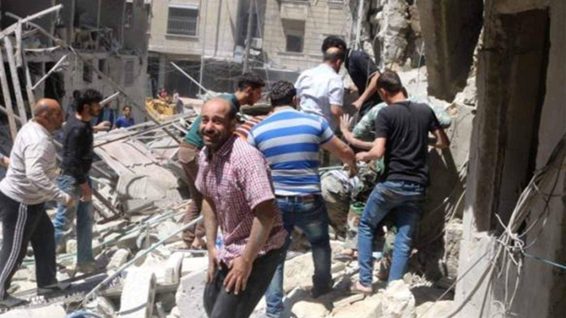 مقتل 12 شخصا في قصف للفصائل المعارضة على احياء حلب الغربية
