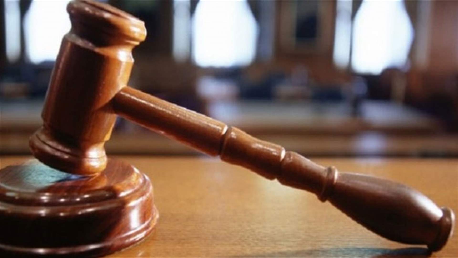 فرنسا... محاكمة 5 أشخاص بسبب الـ"بوركيني"