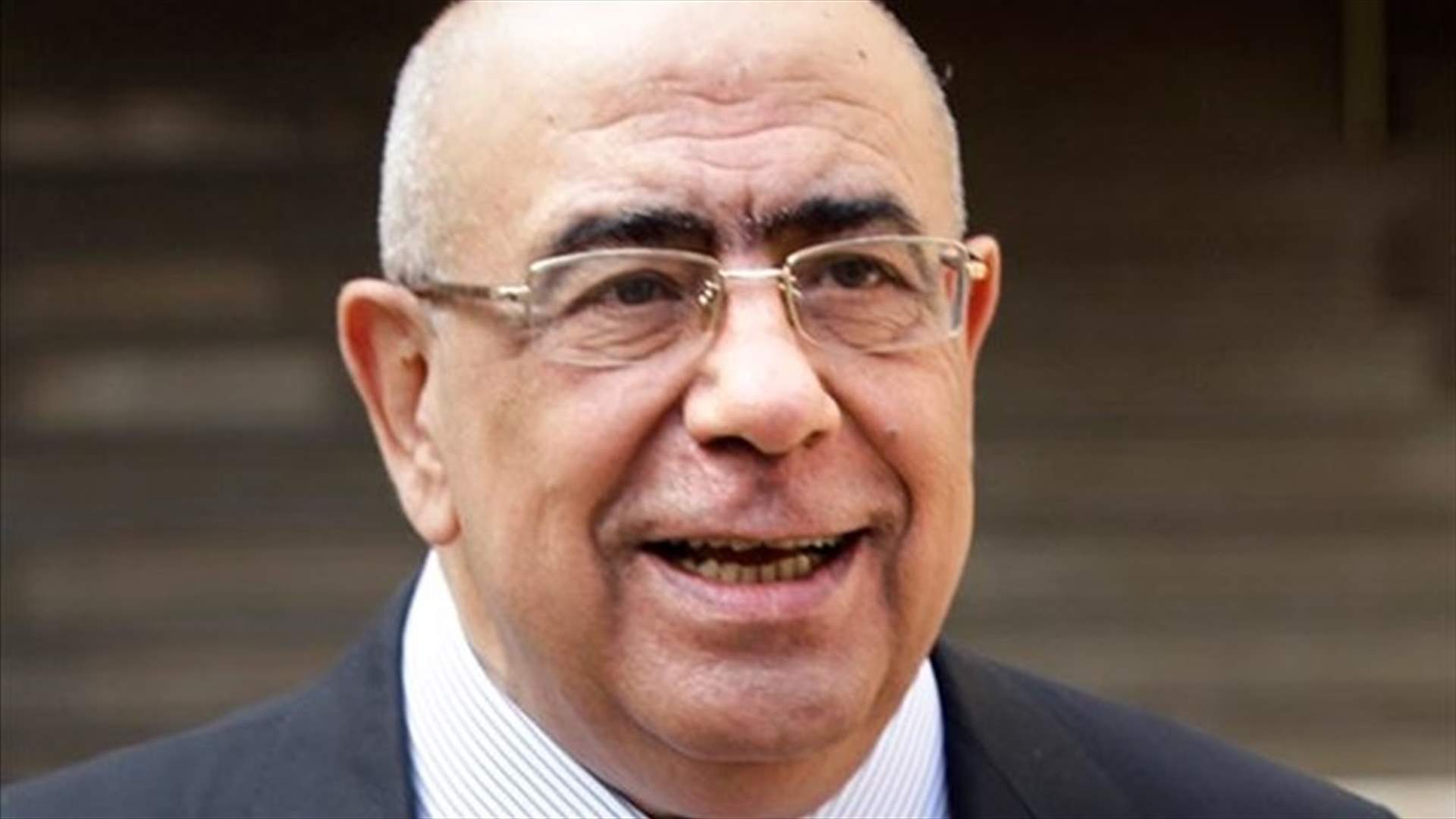 فتوش يلجأ إلى الحكومة بطلب لـ"رفع الظلم" 