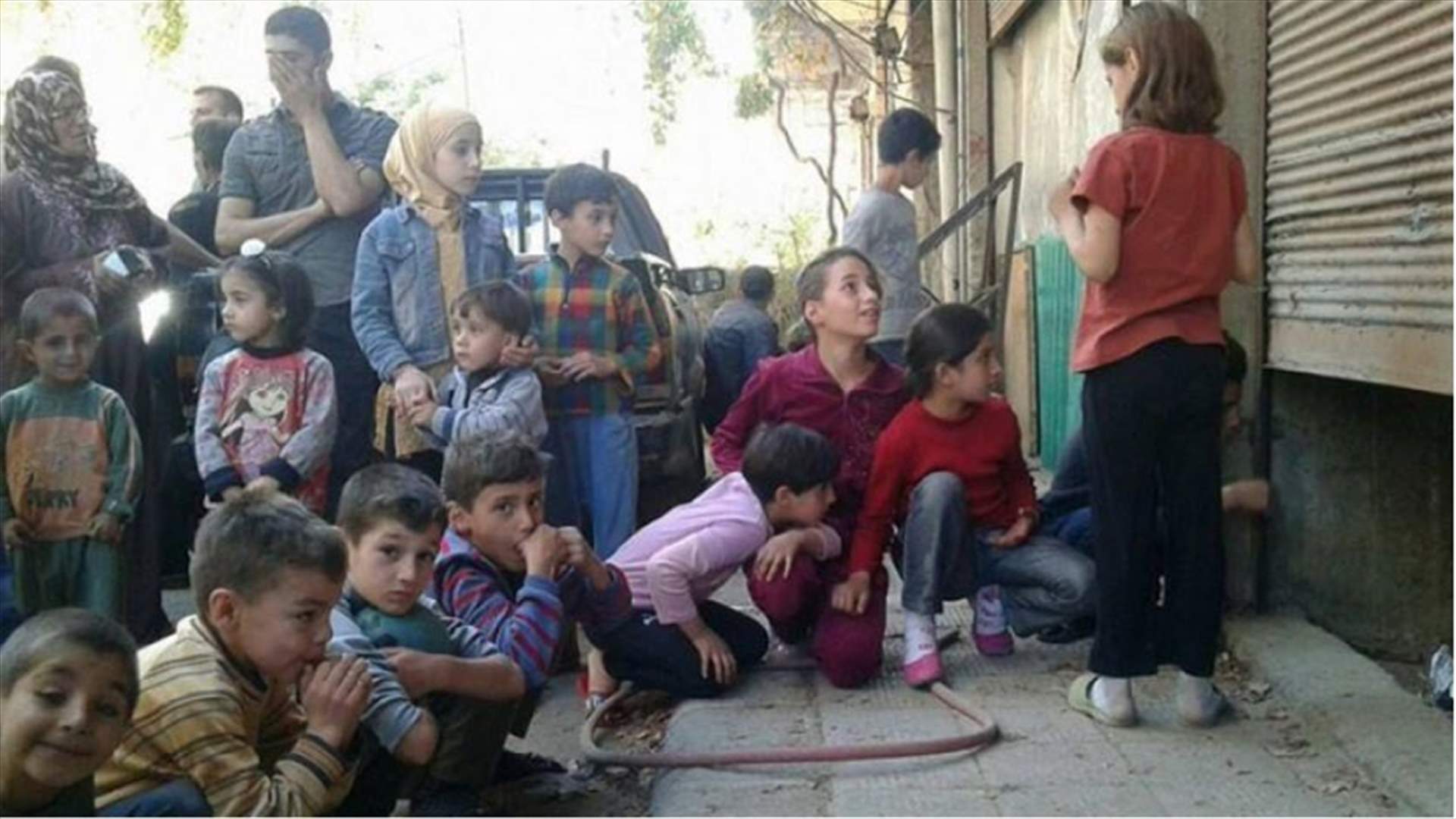  اجلاء 13 طفلا مريضا من بلدة مضايا المحاصرة 
